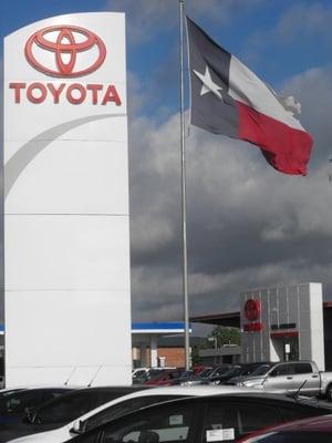 When the products are similar, Cecil Toyota is the dealership that makes the difference.