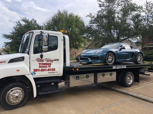 Low car towing service