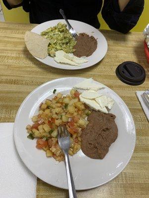 Huevos Verdes, papas ala mexicana