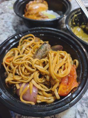 Beef tenderloin noodle stir fry