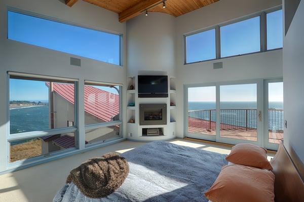 Das Residence Master Bedroom, photo by Tim Maloney