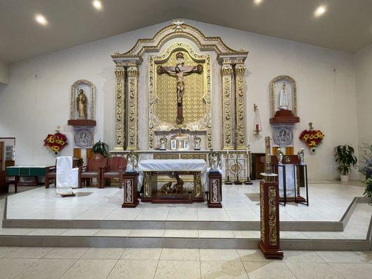 The main altar.