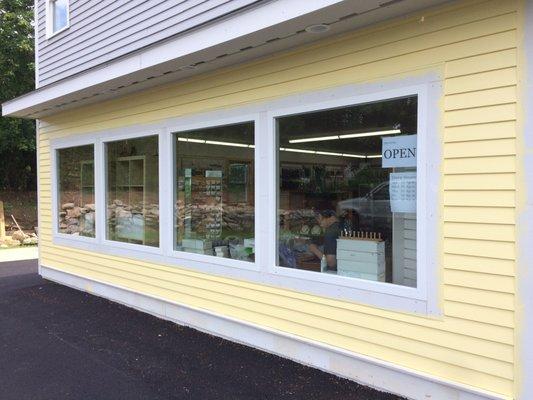 Big windows for jewelry display