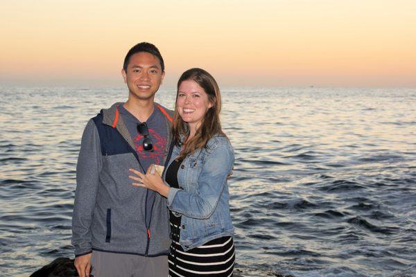 Wedding Proposal photographed at San Diego Sunset Cliffs by 5 Star Parties © photographer Roger Cortez. goo.gl/qa45bu