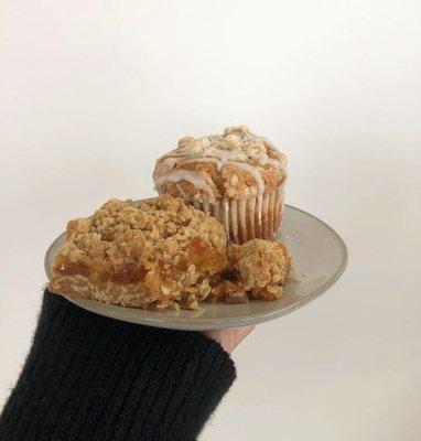 Sweetie Pies muffin and apricot bar