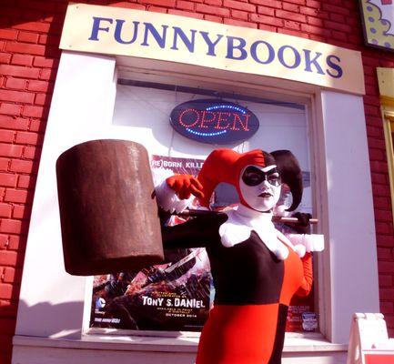 HARLEY QUINN at FUNNYBOOKS!