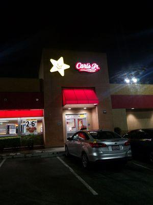 Carls Jr. 91Fwy Central exit