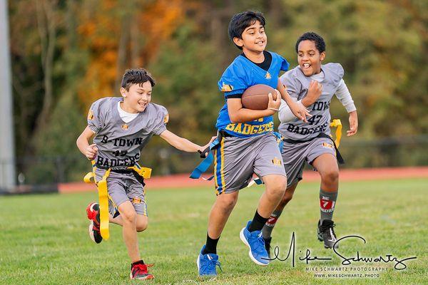 Who is ready to play some Flag Football?  If so, sign up and register at https://www.be7athletics.com Co-ed league ages 7 - 15 can play!!!