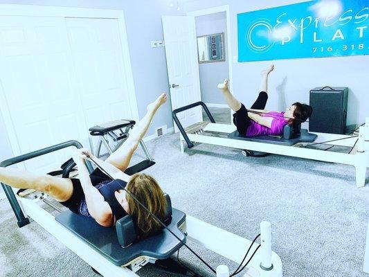 Core work on the balanced body allegro 2 Reformer.