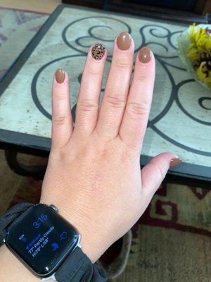 Dip Manicure with nail art & small nail tip.