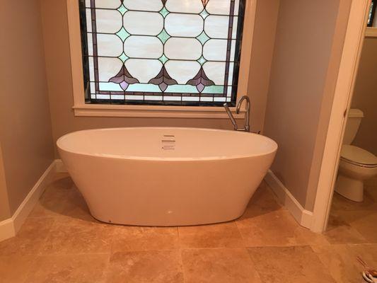 Soaking tub installed for customer after demoing their 1980s Jacuzzi tub