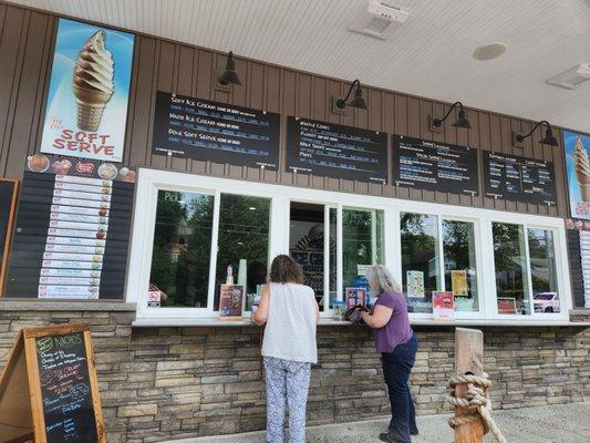 Ice Cream Station