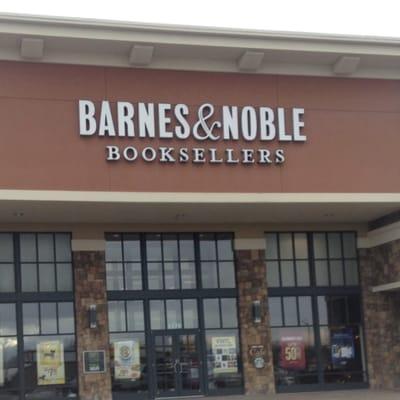 Barnes & Noble storefront