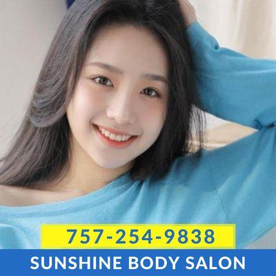 Young & Professional Asian Masseuses