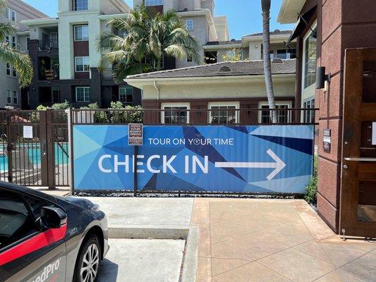 Installed a new "Check In " banner for an apartment complex! If you are in need of any printing or signage, give us a call at 714.885.8895