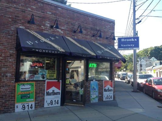 Brooks Variety Street Market