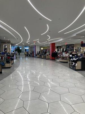 Retail @ New LGA Airport