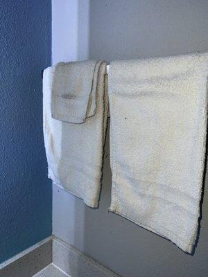 Discolored and dirty towels