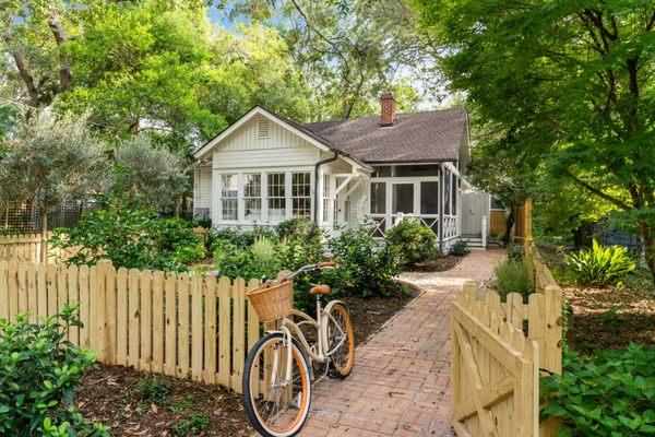 Beachside Cottage