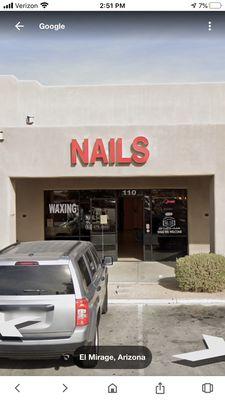 how the nail salon looks