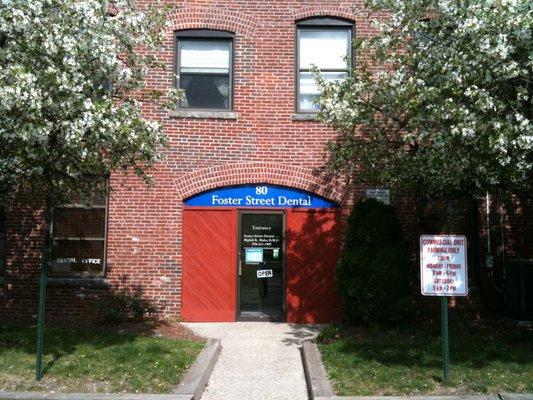 Main Entrance at the Rear of Foster Street