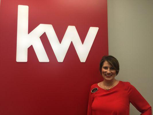 Dianna Howell with The Howell Group of Keller Williams