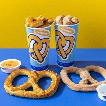 This is a picture of the Original Butter Fresh Twisted Pretzel asking with the bite size ones as well!