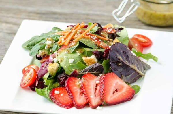 Strawberry Mixed Green Salad/Lime Vinaigrette