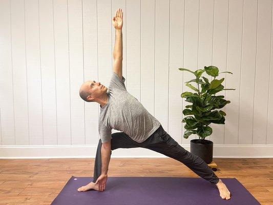 Vinyasa Flow - mindfully improving strength and balance