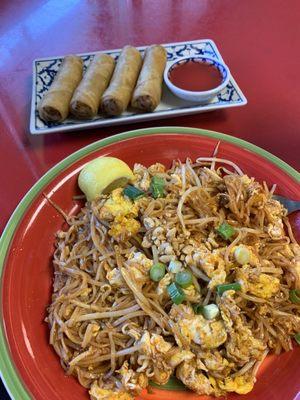 Pad Thai and egg rolls. Highly recommended!