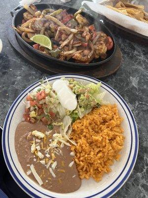 Trio Fajitas