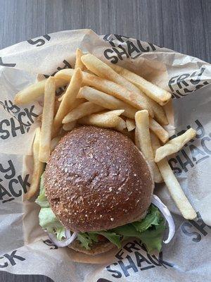 Chicken Sandwich with fries