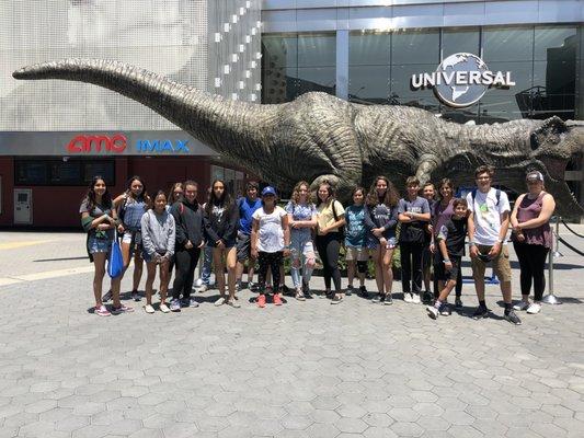 Enjoying the dinosaurs at city walk!