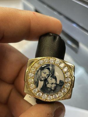 Custom picture 14kt ring