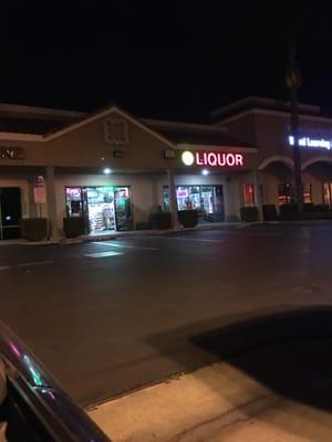 Los Arcos Liquor