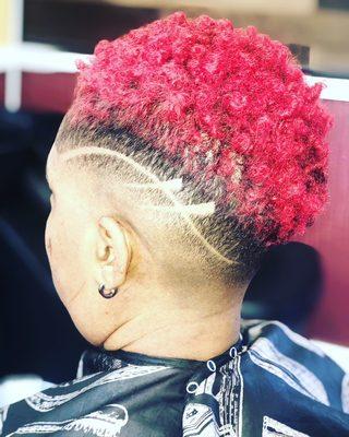 Women's fade with color slight design