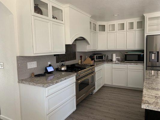 Remodeling and Revitalization of Kitchen Cabinets