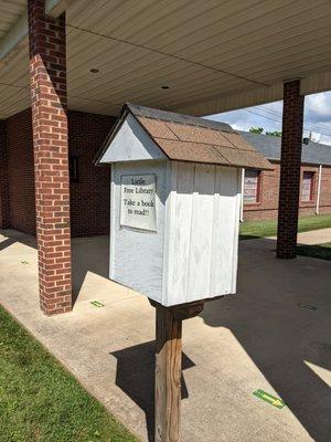 Little Free Library, 211 Lakewood Ave, Charlotte