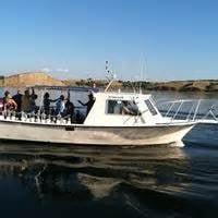 Group up on Lake Oahe going spearfishing