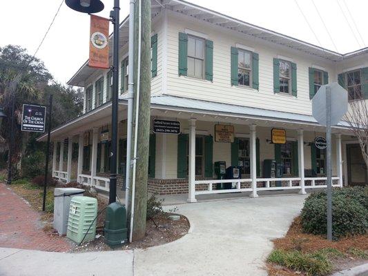 Mattis Chiropractic is located in historic downtown Bluffton, SC at the Promenade.