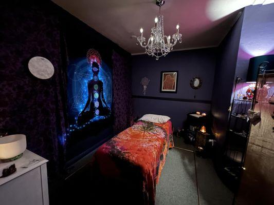 Inside the Reiki Studio at Keyes Kottage Reiki