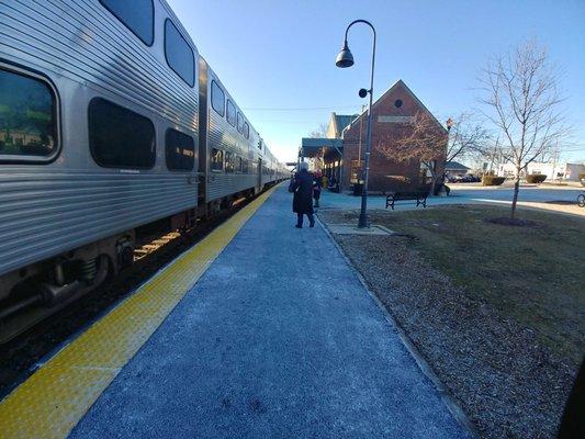 Winfield Metra Train Station