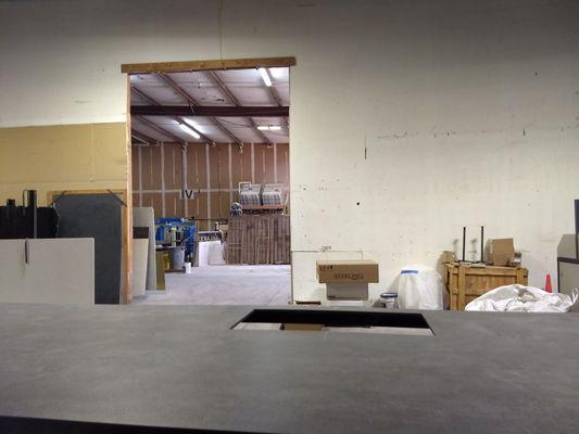 The workshop was very neat and easy to explore.  I loved this big gray countertop that was custom cut and really smooth.