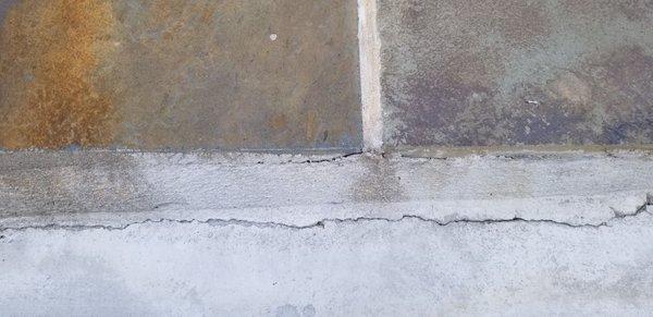 Another photo of cement uneven, globbed on, very amateurish