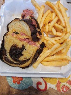 Best Reubens around!