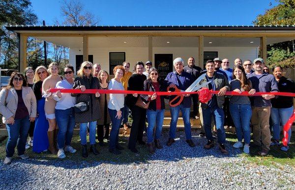 Ribbon cutting ceremony for our new location in Denham Springs. Come visit us at 409 N Range Ave.