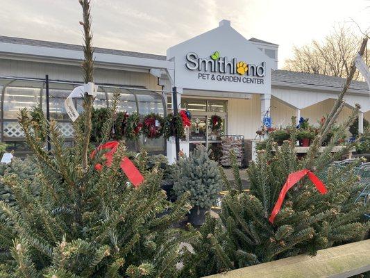 Smithland Pet & Garden Center-formerly Agway of Middlefield