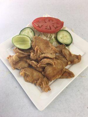 Fried chicken no bones w tostone o fried potato $8.99