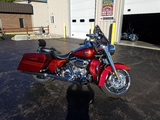 CVO Road King-