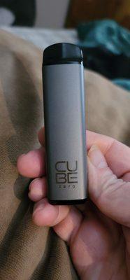 This is the CubeZero vape. Great size, good looking and handy. When the juice runs out or the battery you simply toss it.